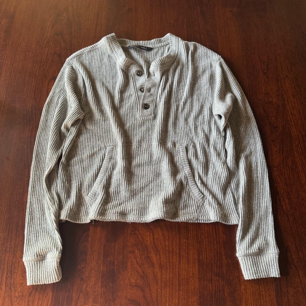 A&F ribbed long sleeve